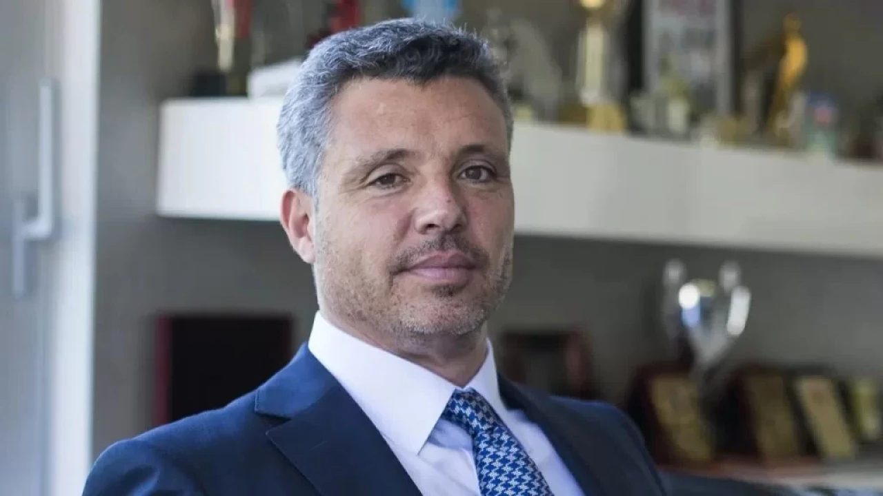 Sadettin Saran’ın Serveti Dudak Uçuklattı: Medya İmparatorluğu ve Milyarlık Kariyerinin Detayları!